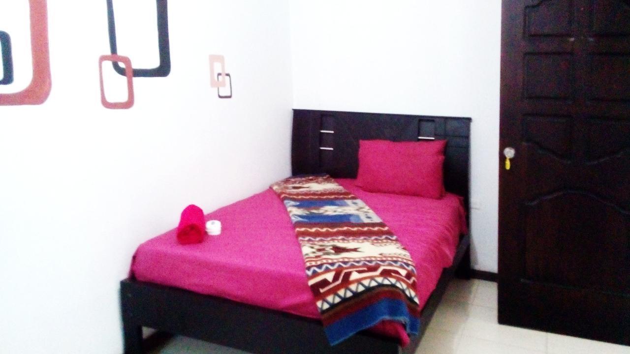 The Backpacker Hostal Ибарра Экстерьер фото
