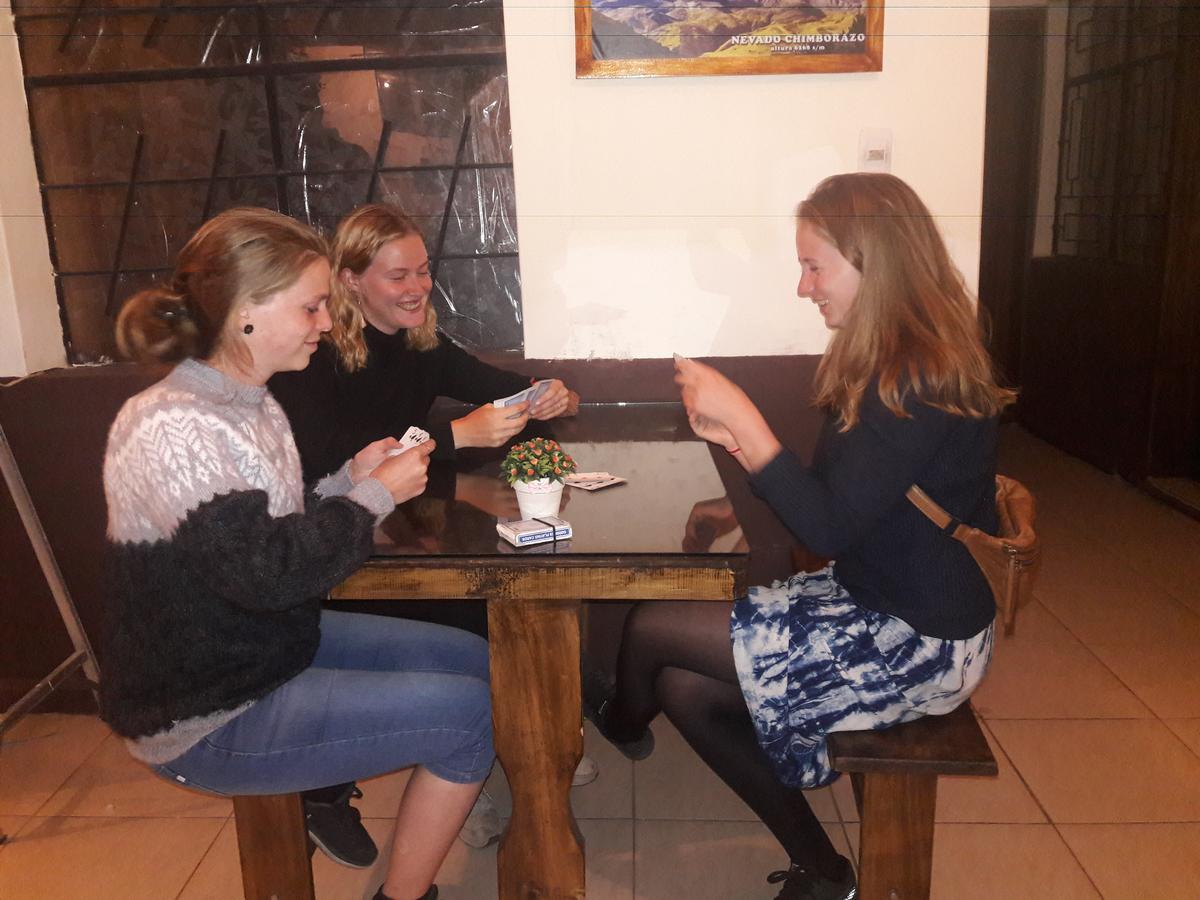 The Backpacker Hostal Ибарра Экстерьер фото