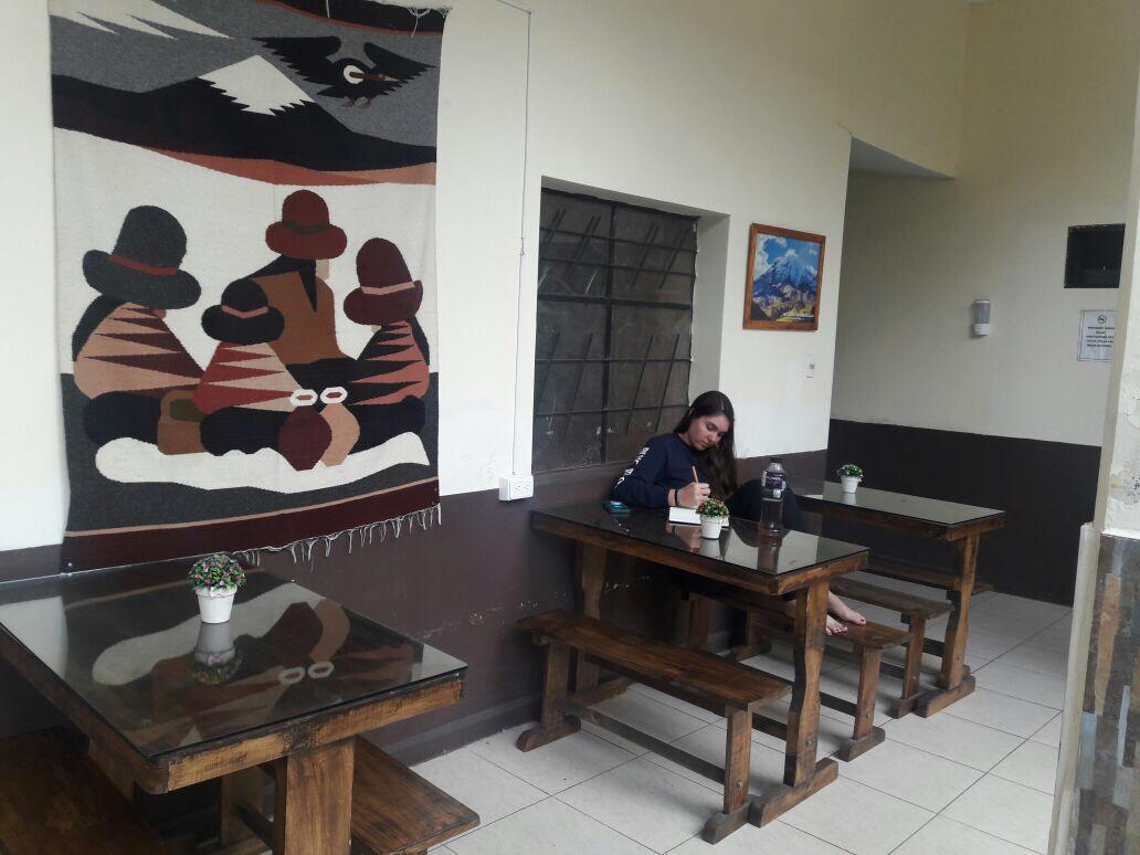 The Backpacker Hostal Ибарра Экстерьер фото