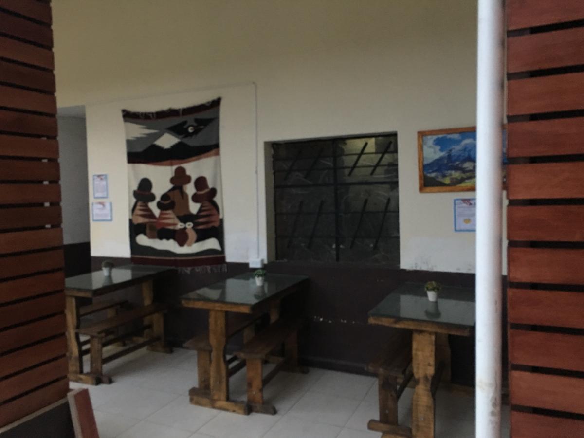 The Backpacker Hostal Ибарра Экстерьер фото