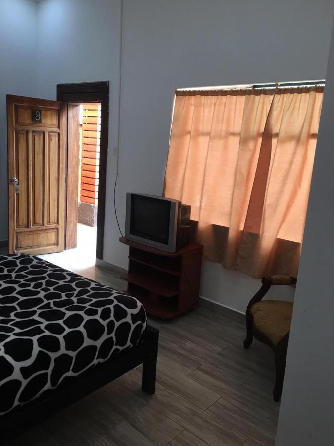 The Backpacker Hostal Ибарра Экстерьер фото